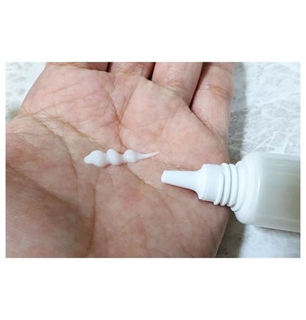 金のプラセンタもっちり白肌濃クマトリーナ/ホワイトラベル/アイケア・アイクリームを使ったクチコミ(2枚目)