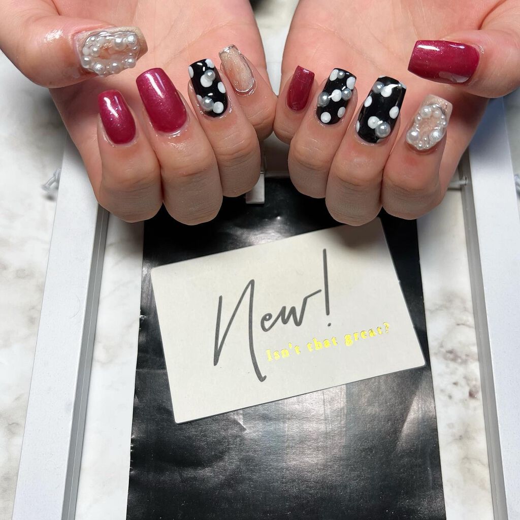 cst on LIPS 「#ドットネイル#パールネイル#赤ネイル💅#ネイル好きな人と繋が..」(1枚目)