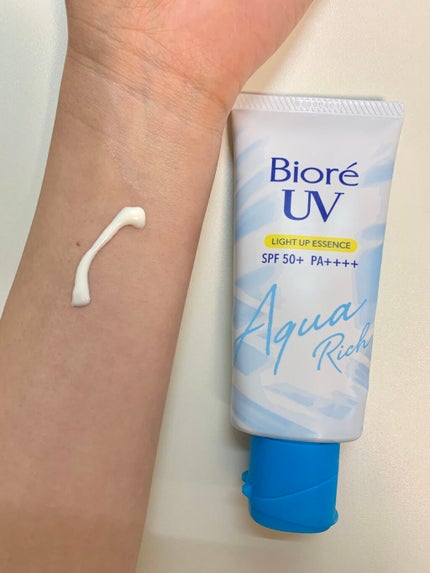ビオレUV アクアリッチ ライトアップエッセンス/ビオレ/日焼け止めクリームを使ったクチコミ(2枚目)