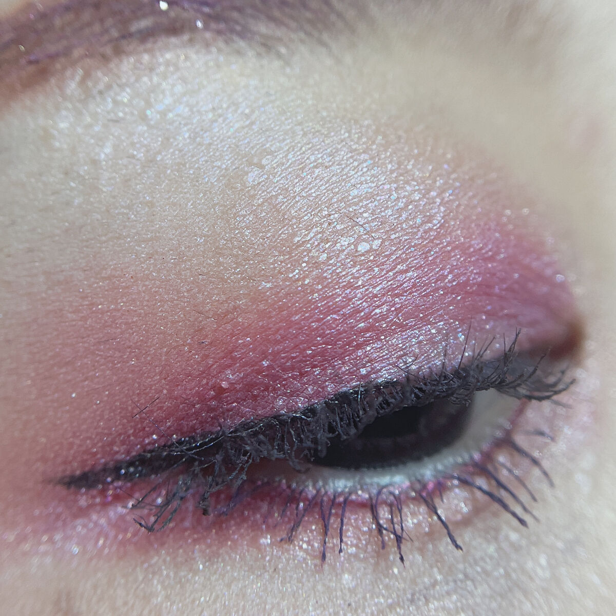 プレスド アイシャドー（レフィル） P ミディアムピンク 148/shu uemura/単色アイシャドウを使ったクチコミ（3枚目）