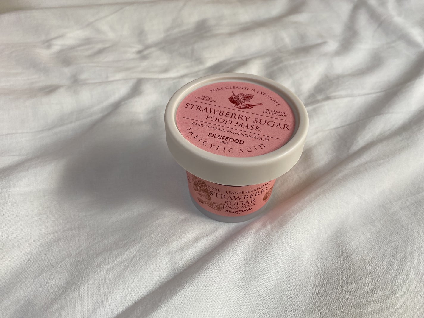 ストロベリーシュガー フードマスク/SKINFOOD/洗い流すパック・マスクを使ったクチコミ(1枚目)