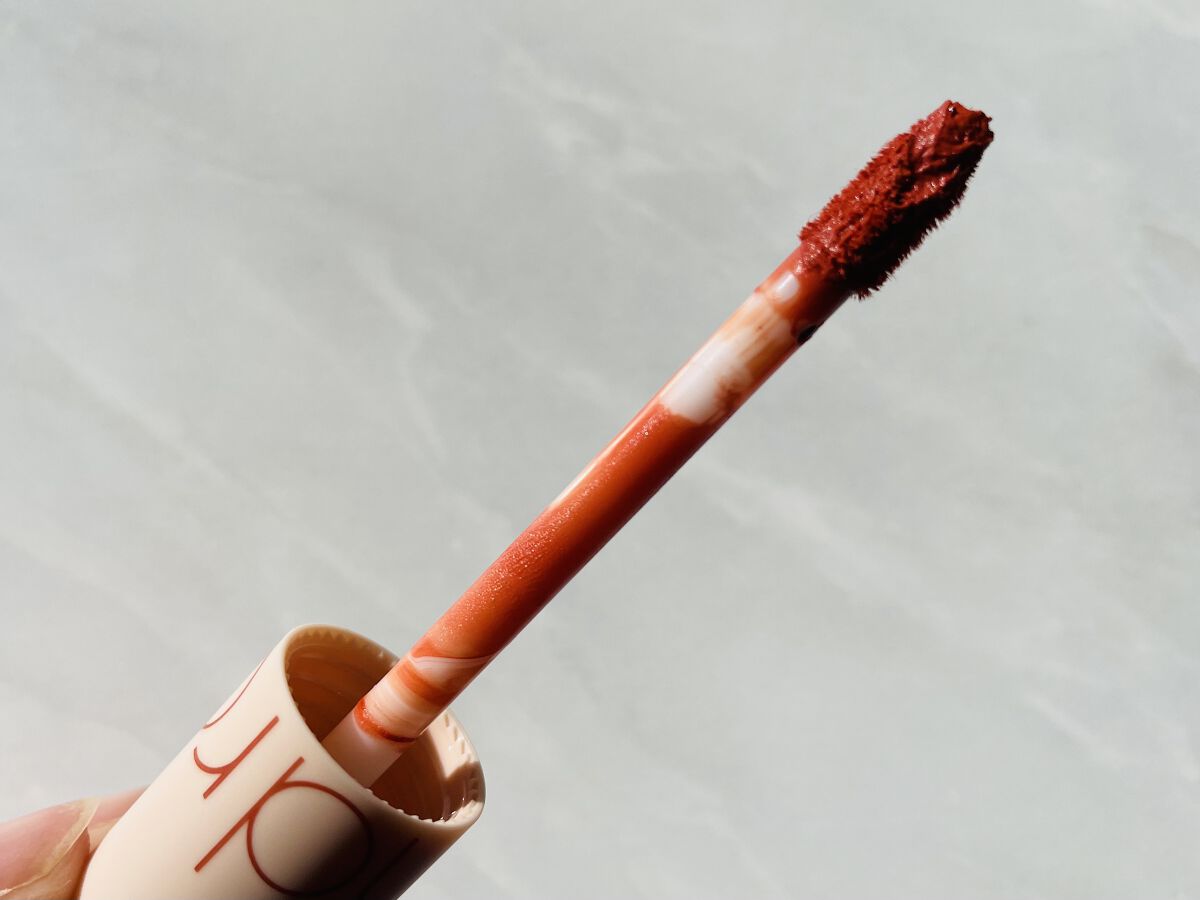 ゼロベルベットティント 17 トースティヌード(TOASTY NUDE)/rom&nd/リップティントを使ったクチコミ（2枚目）