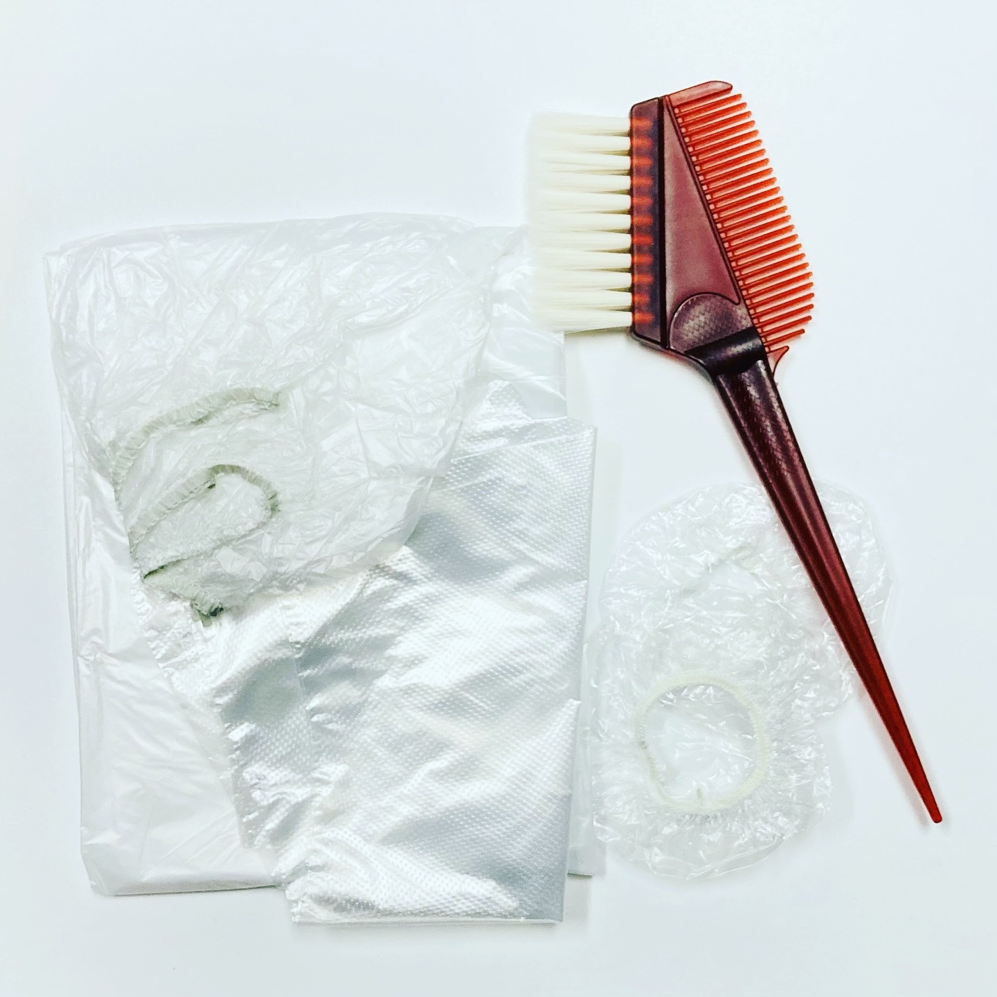 キャンドゥ 毛染め4点セット のクチコミ「.




毛染め4点セット　¥110


家で染める時に使ってる、セット！

100均で揃っ.....」（2枚目）