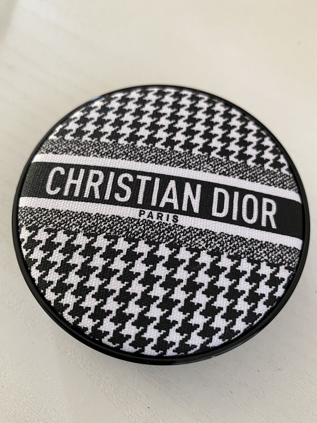 【旧】ディオールスキン フォーエヴァー クッション 1N ニュートラル<ニュー ルック エディション>（生産終了）/Dior/クッションファンデーションを使ったクチコミ（1枚目）