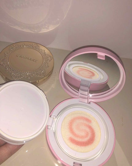 【旧品】マシュマロフィニッシュパウダー/キャンメイク/プレストパウダーを使ったクチコミ(2枚目)