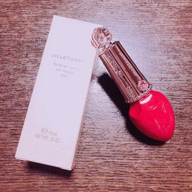 
💄購入品紹介です💄

今回はJILLSTUARTのフォーエバージューシーオイルルージュ01番を買ってみました❣️

いつもLIPPSで見ていて、可愛いな、欲しいな、と思いつつ手が出せずにいたのですがや