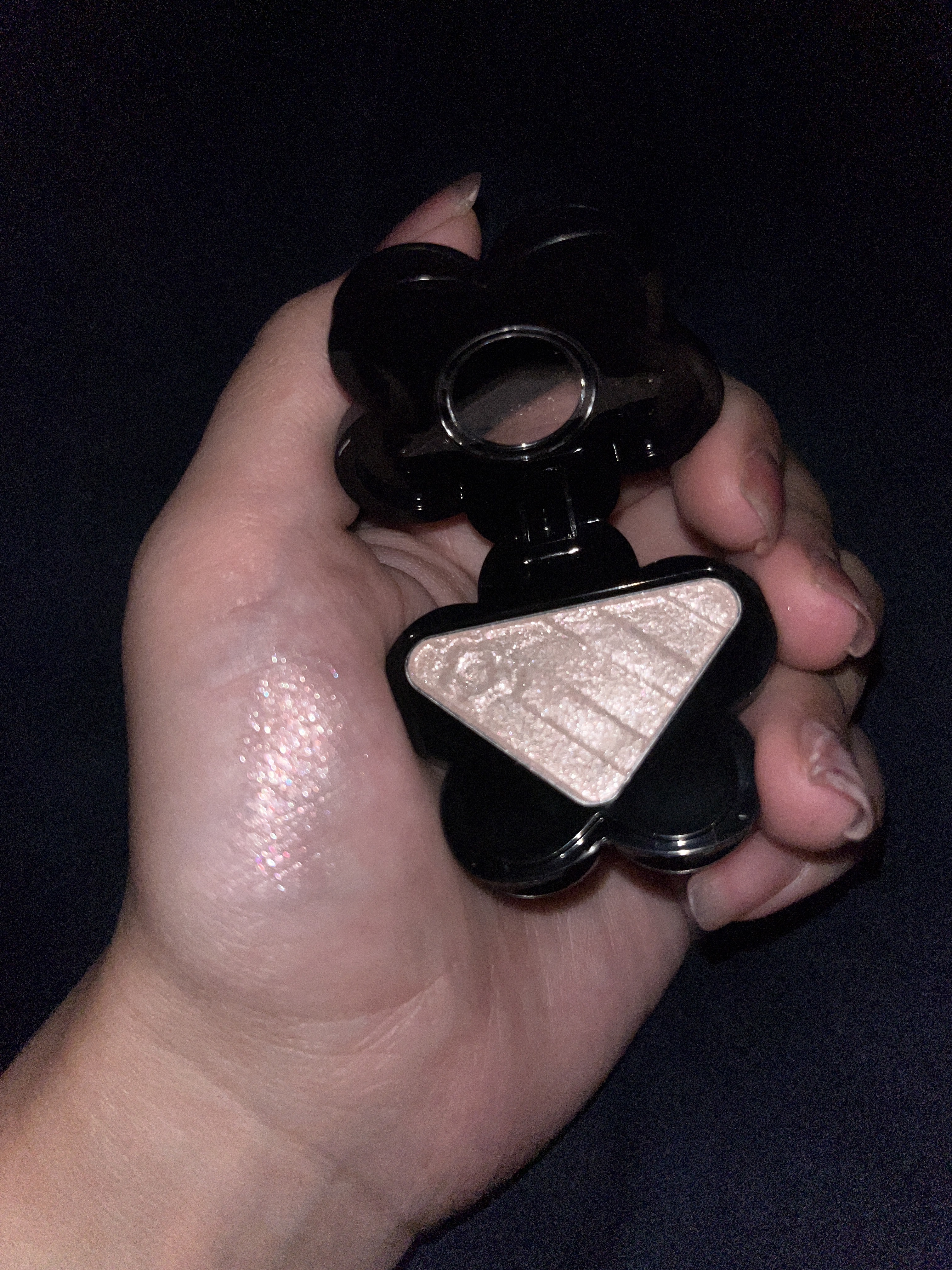 アイオープナー/MARY QUANT/単色アイシャドウを使ったクチコミ（3枚目）