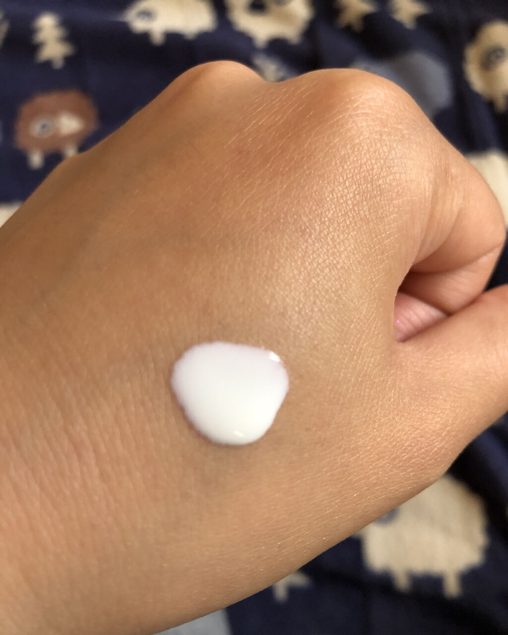 アクアレーベル ホワイトプロテクトミルクUVのクチコミ「アクアレーベル ホワイトプロテクトミルクUV
日中用美容液とのことで購入してみました。SPF3.....」（3枚目）