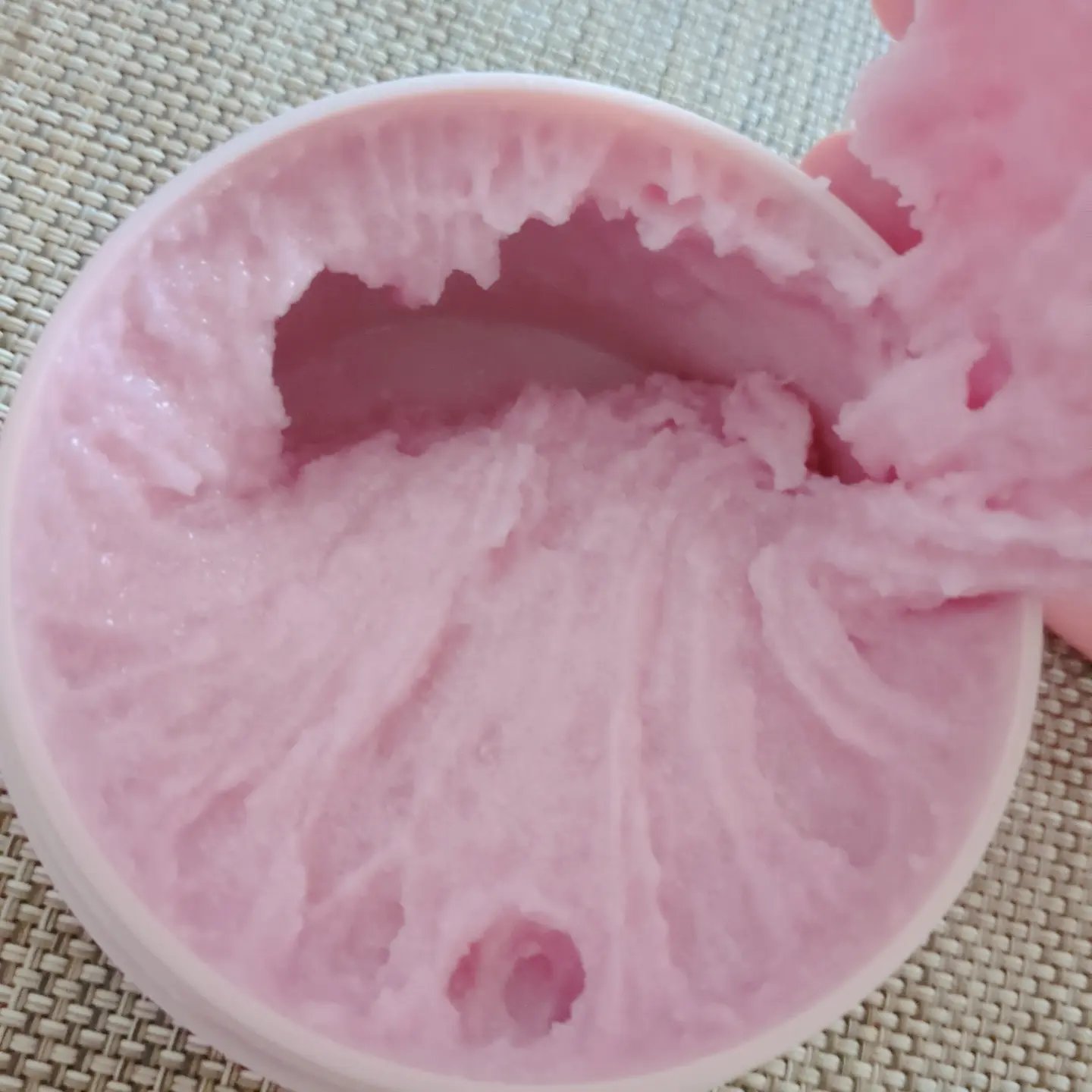 Q+Me スウィート ボム タラソ スクラブ/AGARISM/バストケア・ヒップケアを使ったクチコミ（3枚目）