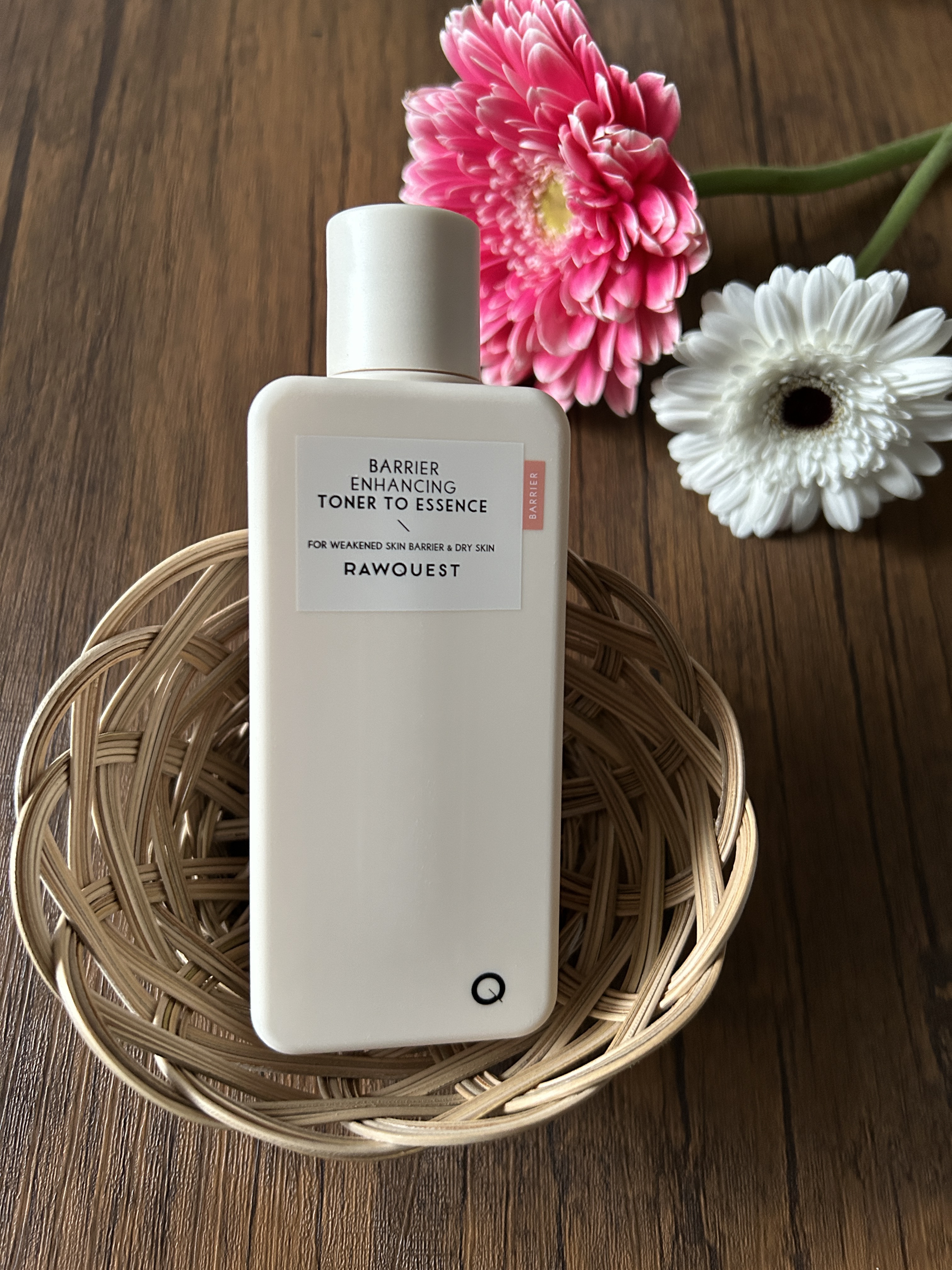 バリアエンハンシングトナーエッセンス/RAWQUEST/化粧水を使ったクチコミ（2枚目）