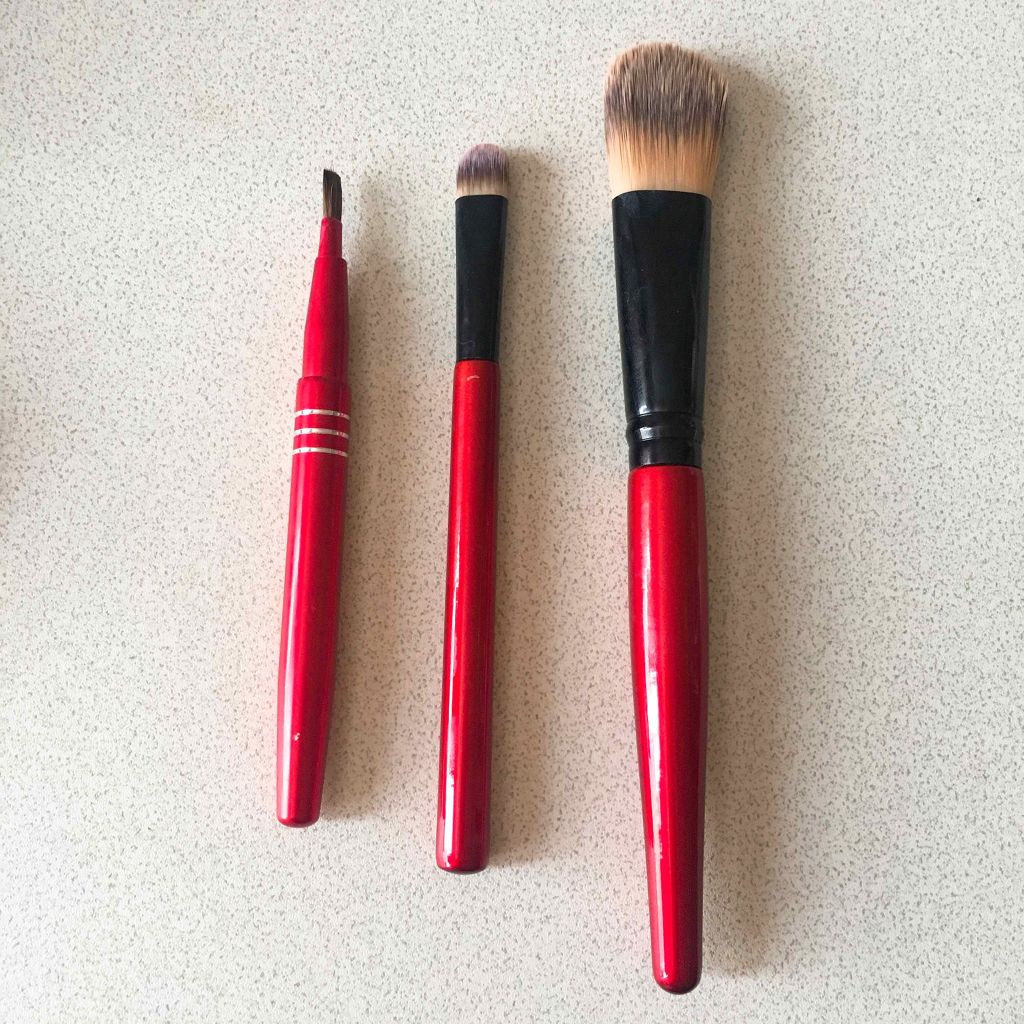 春姫 アイシャドウブラシ/DAISO/メイクブラシを使ったクチコミ(1枚目)