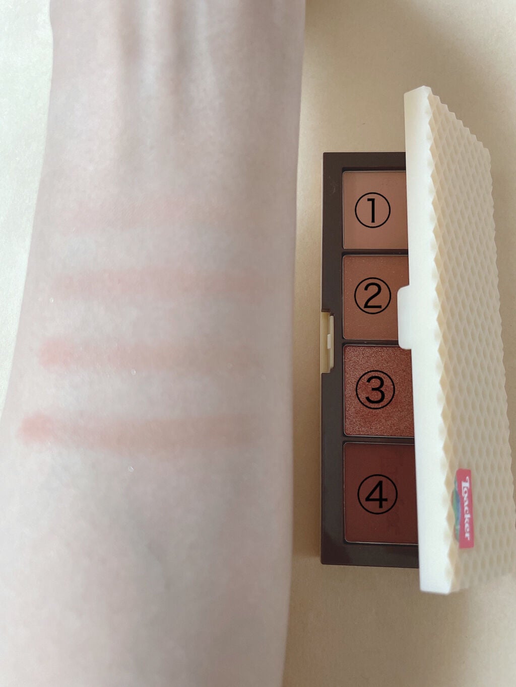 ローカー プレイカラーアイズミニ/ETUDE/アイシャドウパレットを使ったクチコミ(3枚目)