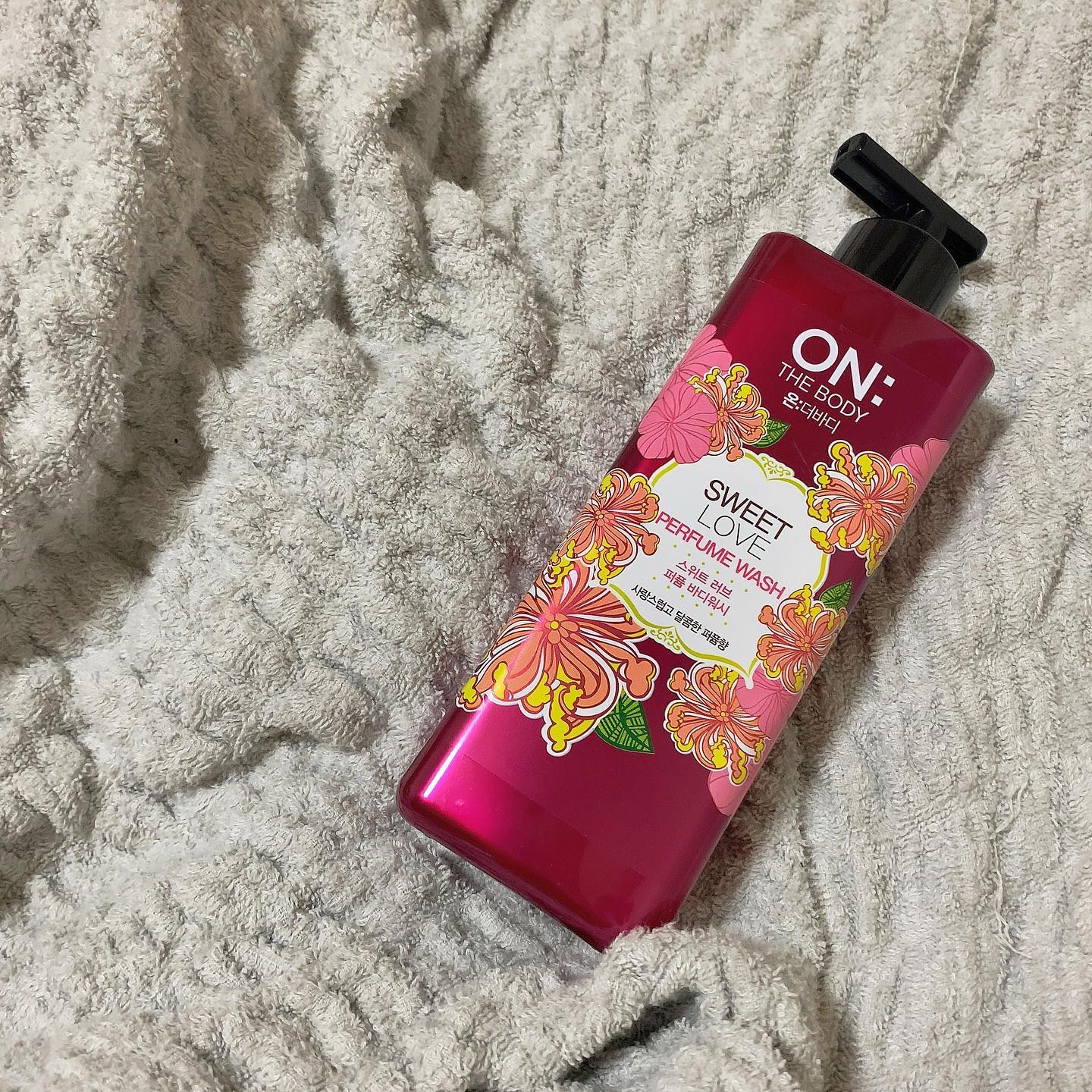 ON: THE BODY HAPPY BREEZE パフュームボディソープ12本 パフューム