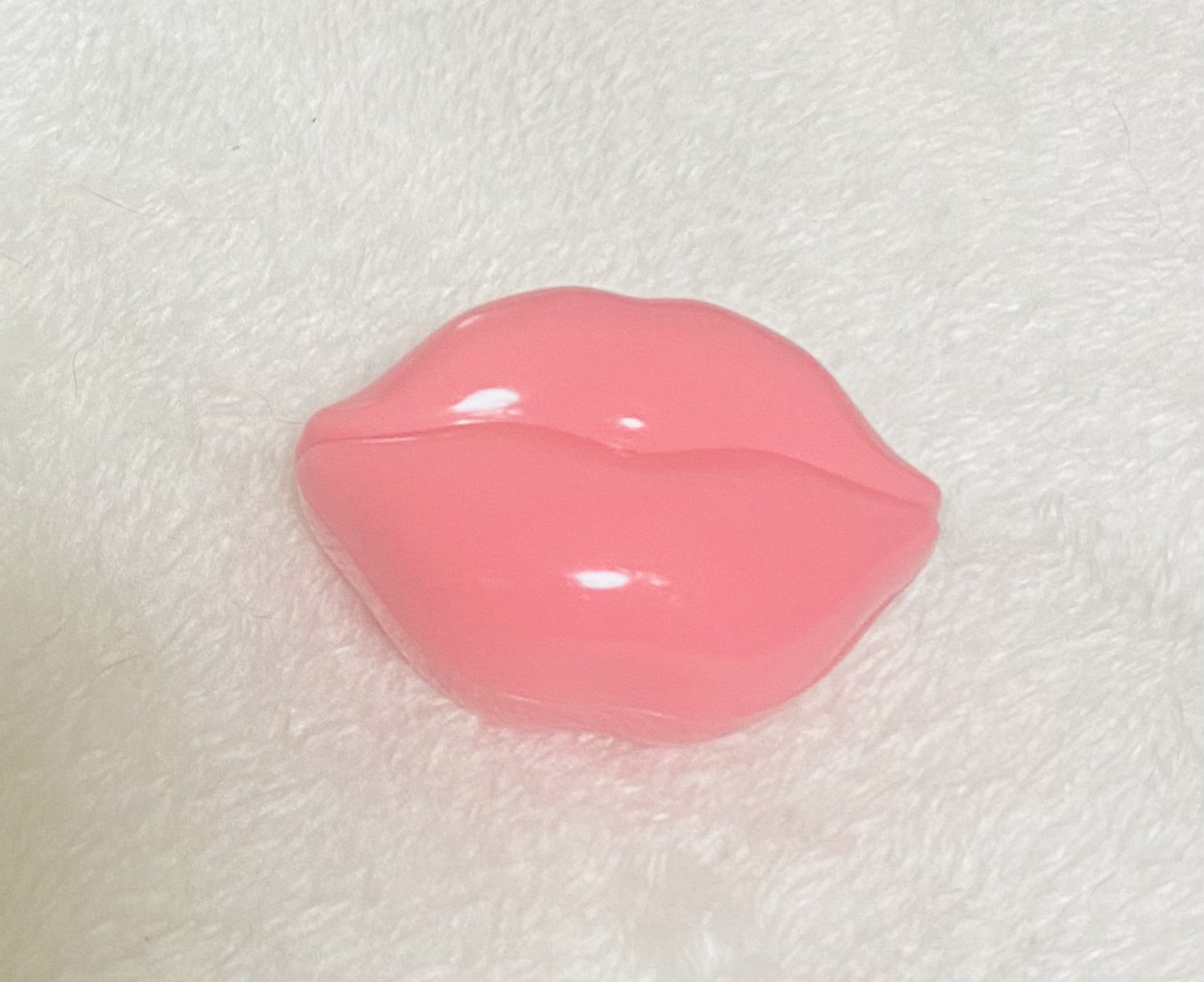 キスキス リップエッセンス バーム/TONYMOLY/リップバームを使ったクチコミ（1枚目）