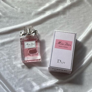 Dior ミス ディオール ローズ&ローズのクチコミ「ｱﾝﾆｮﾝ〜.｡.:*♡


すっごい久しぶりになってしまってすみません💦

今回の投稿はっ!.....」（2枚目）