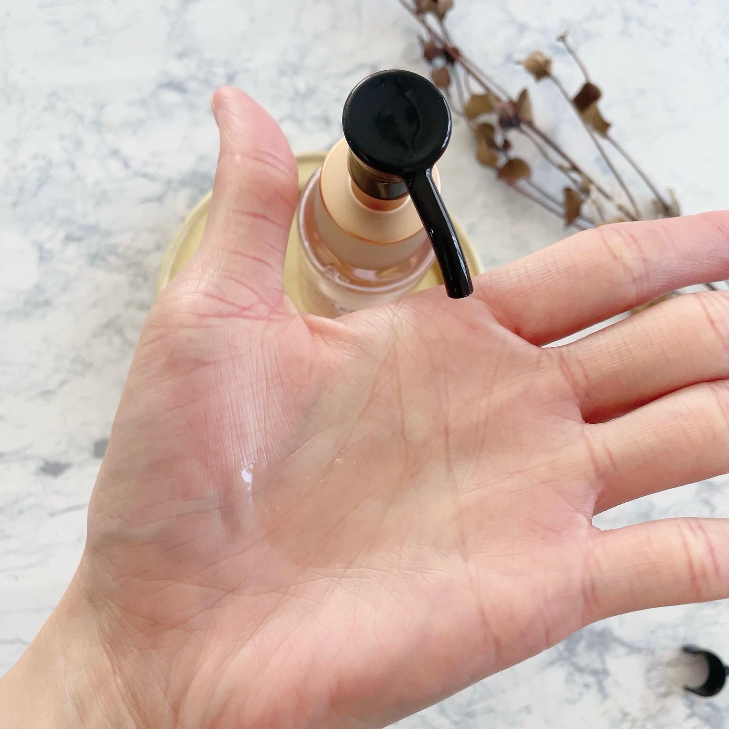 ミラクルズ シルキーリペア 洗い流さないトリートメント/パンテーン/ヘアオイルを使ったクチコミ（3枚目）