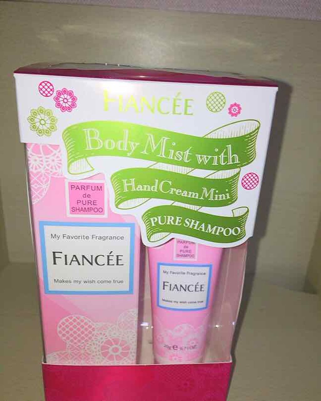 ボディミスト ピュアシャンプーの香り【パッケージリニューアル】/フィアンセ/香水(レディース)を使ったクチコミ（1枚目）