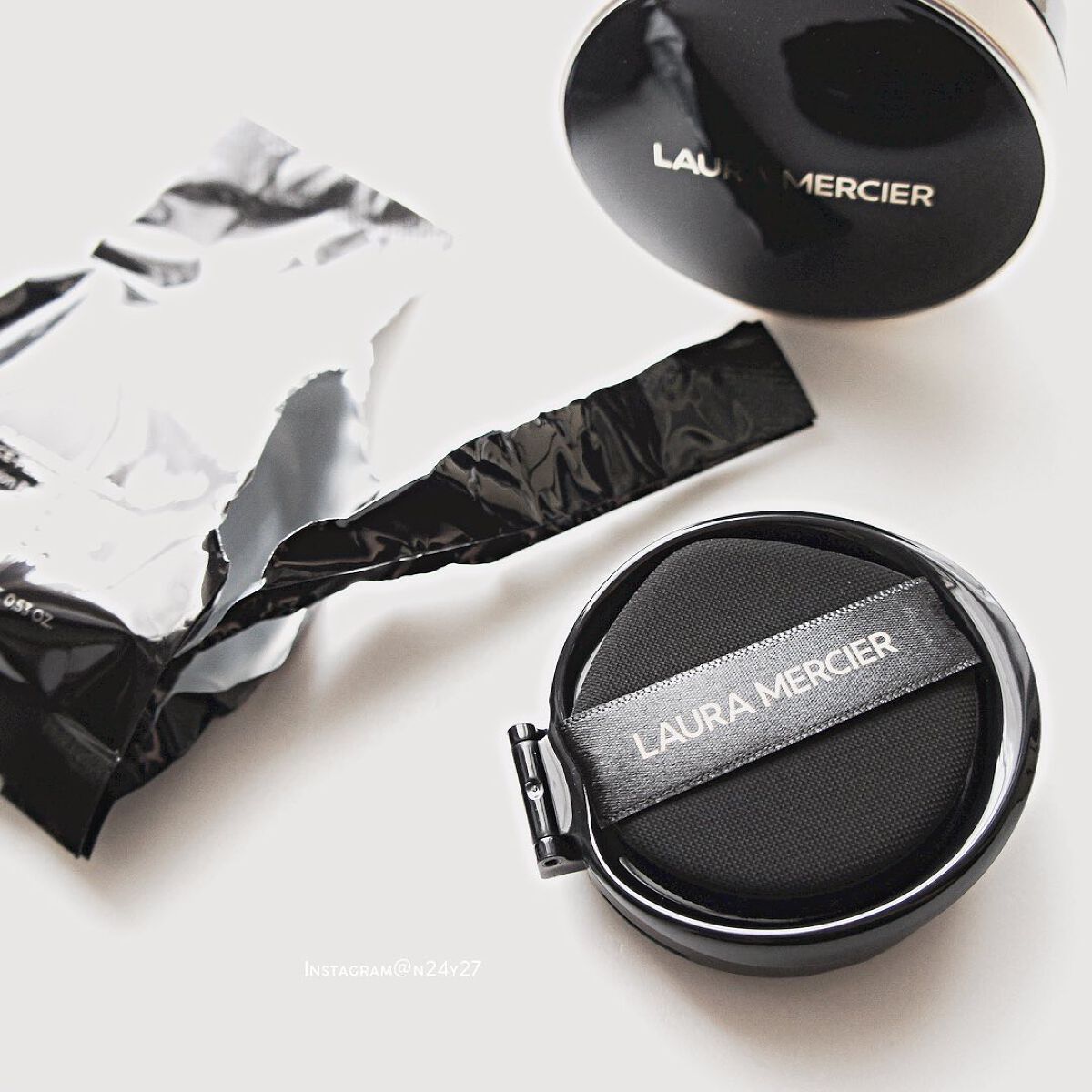 フローレス ルミエール ラディアンス パーフェクティング クッション/ローラ メルシエ/クッションファンデーションを使ったクチコミ(2枚目)