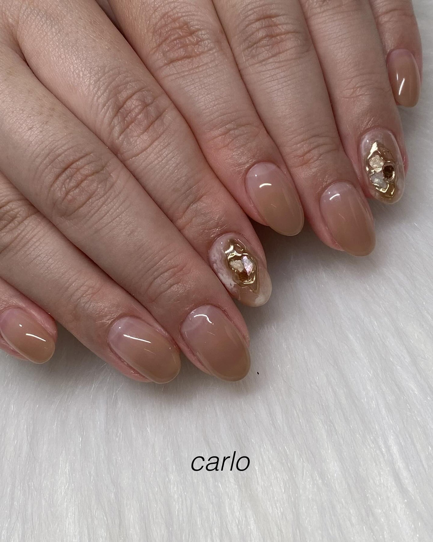 YUKA on LIPS 「【☾2本art】所沢市ネイルサロン|Carlo.ニュアンス×ゴ..」(1枚目)