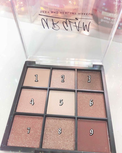 UR GLAM BLOOMING EYE COLOR PALETTE/U R GLAM/アイシャドウパレットを使ったクチコミ(2枚目)