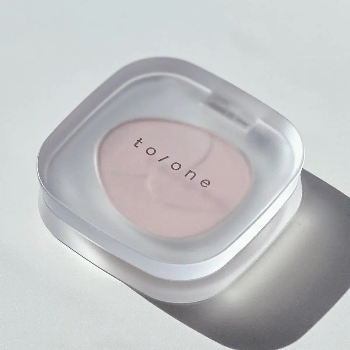 トーン ペタル フロート ブラッシュ/to/one/パウダーチークを使ったクチコミ（1枚目）