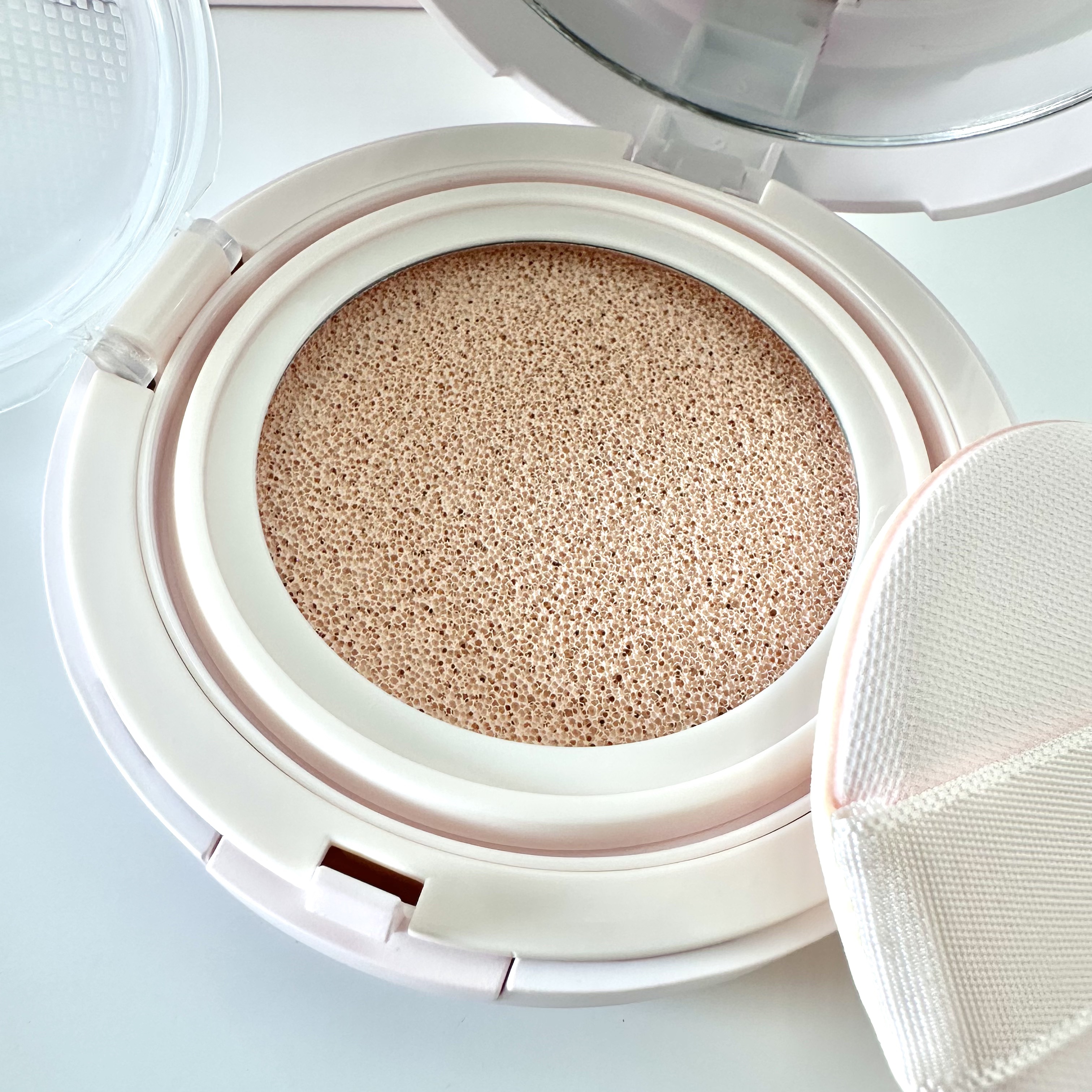 TONE UP BASE DAILY CUSHION/Ameli/化粧下地を使ったクチコミ（2枚目）