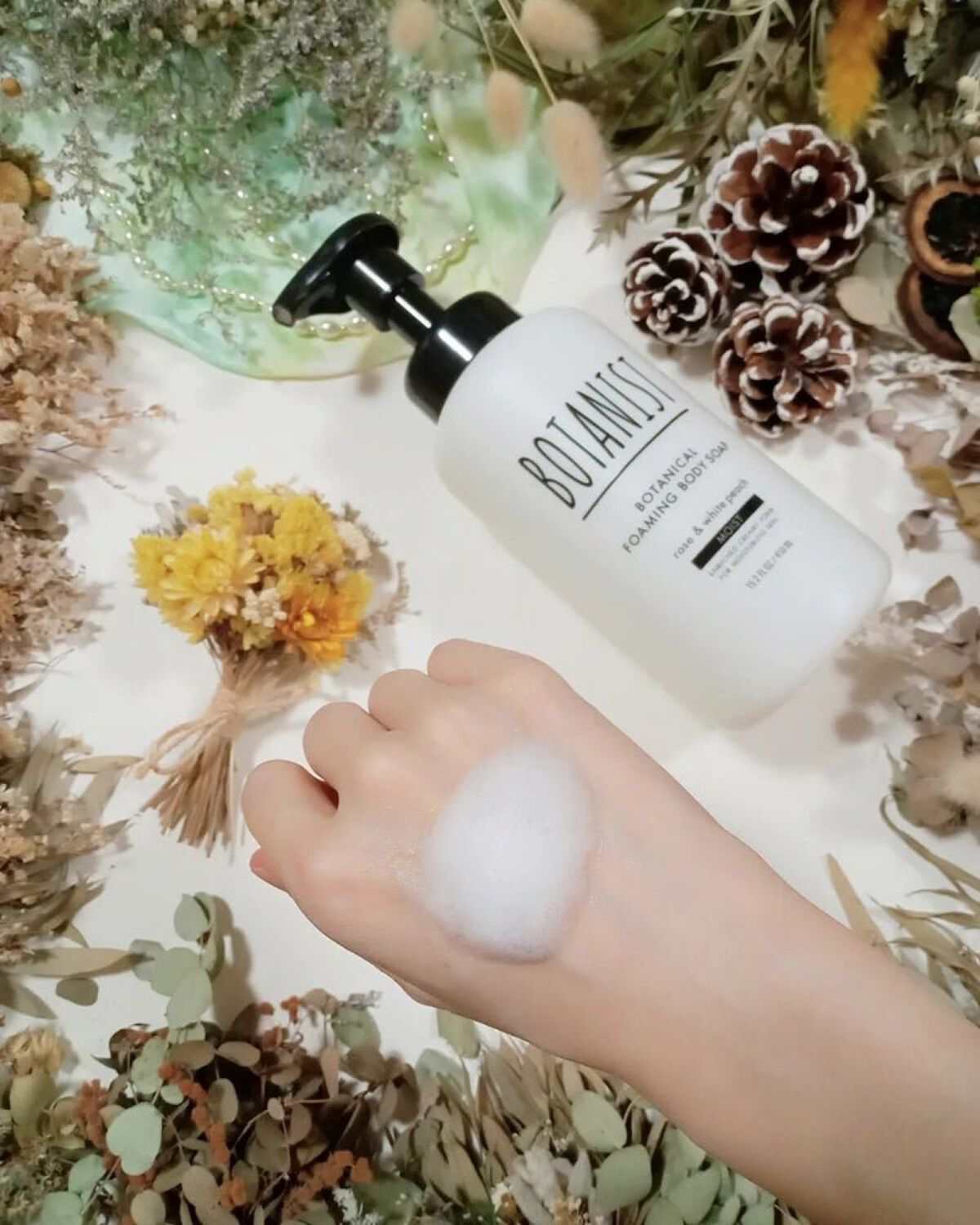 ボタニカルフォーミング ボディーソープ（モイスト） 本体 450ml/BOTANIST/ボディソープを使ったクチコミ（2枚目）