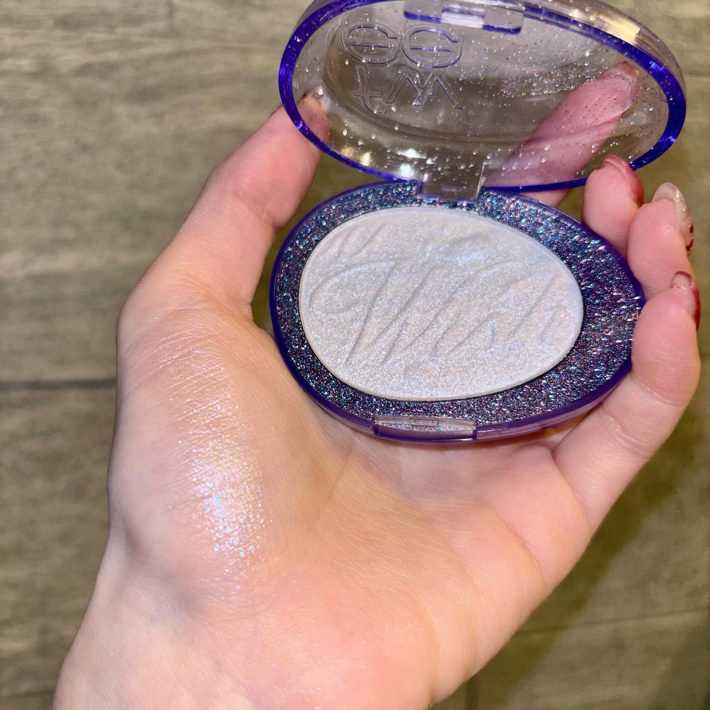 2025年冬新作パウダーハイライト】フィー グリッツストーンハイ