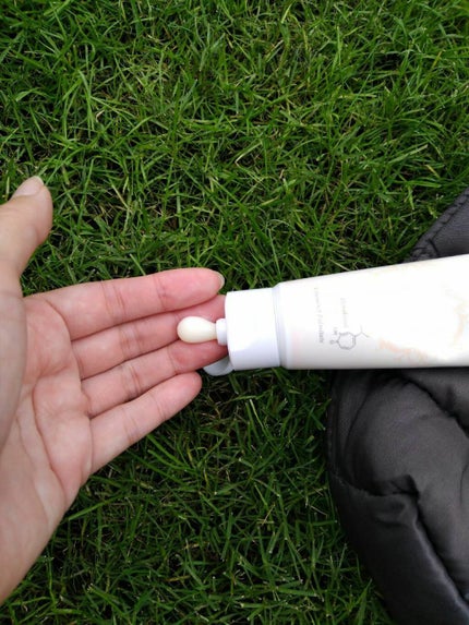 ヒノキハンド・ニークリーム/ヒノキ肌粧品/ハンドクリームを使ったクチコミ(2枚目)