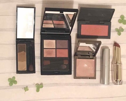 ミネラルクラッシィシャドー/エトヴォス/アイシャドウパレットを使ったクチコミ(1枚目)