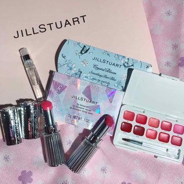 #JILLSTUART の刻印イベントが先週ありましたので、行ってきました❤﻿
﻿
購入したのは﻿
﻿
⭐#リップブロッサム 63﻿
⭐#リップブロッサムシャイニーサテン 10﻿
﻿
の2本✨﻿
﻿
ひ