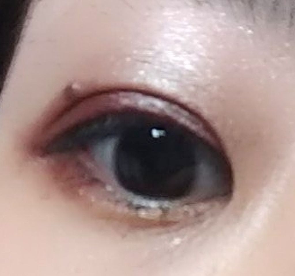 グロウ アイヴェール/ESPRIQUE/リキッドアイシャドウを使ったクチコミ(3枚目)