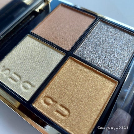 シグニチャー カラー アイズ/SUQQU/アイシャドウパレットを使ったクチコミ(5枚目)