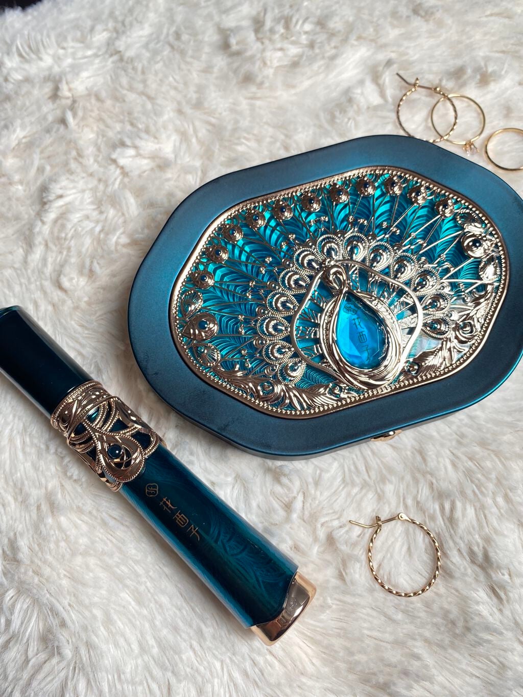 花西子 8色マルチパレット(タイ族限定版)/花西子/アイシャドウパレットを使ったクチコミ(2枚目)