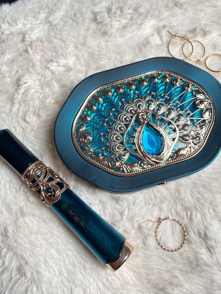 花西子 8色マルチパレット(タイ族限定版)/花西子/アイシャドウパレットを使ったクチコミ(2枚目)