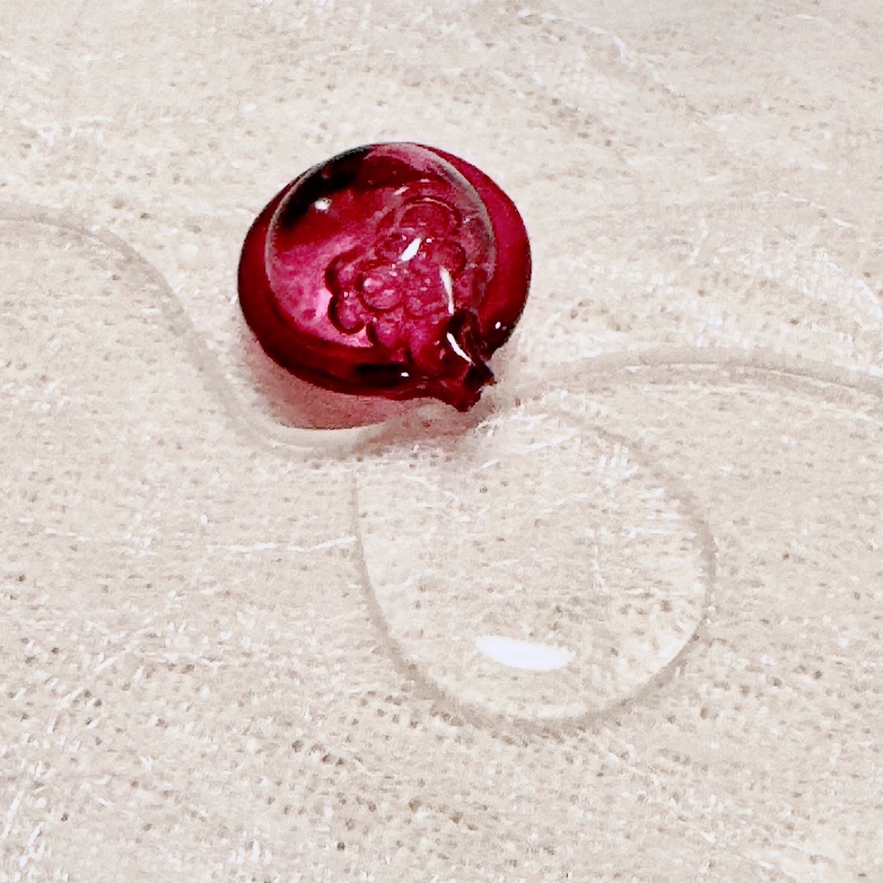 ヘアーオイル【ニュートリカラー】/ellips/ヘアオイルを使ったクチコミ（2枚目）