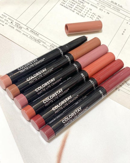 レブロン カラーステイ マット ライト クレヨン/REVLON/口紅を使ったクチコミ(1枚目)
