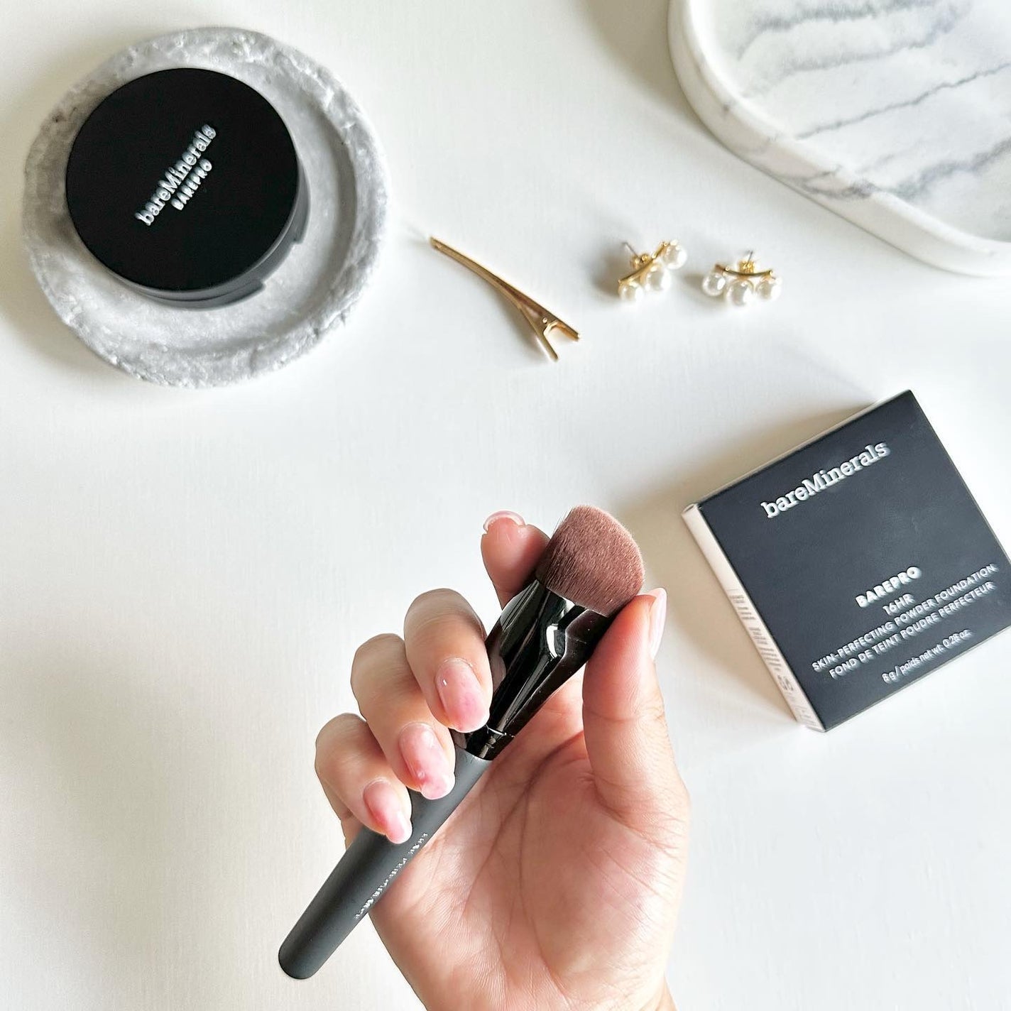 ベアプロ 16HR パウダー ファンデーション/bareMinerals/パウダーファンデーションを使ったクチコミ(3枚目)