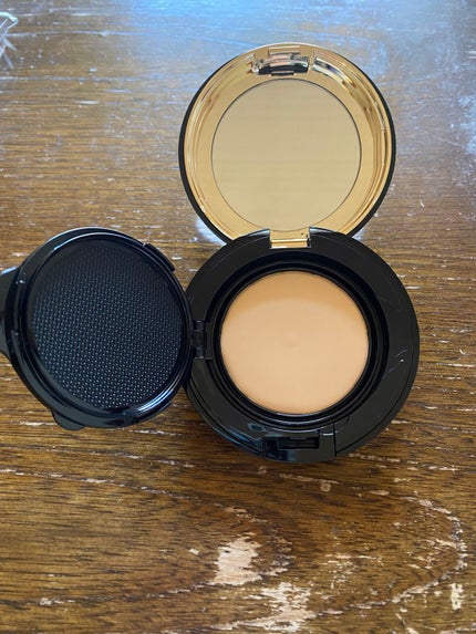 グロウ クリーム コンパクト/SUQQU/クリーム・エマルジョンファンデーションを使ったクチコミ(6枚目)