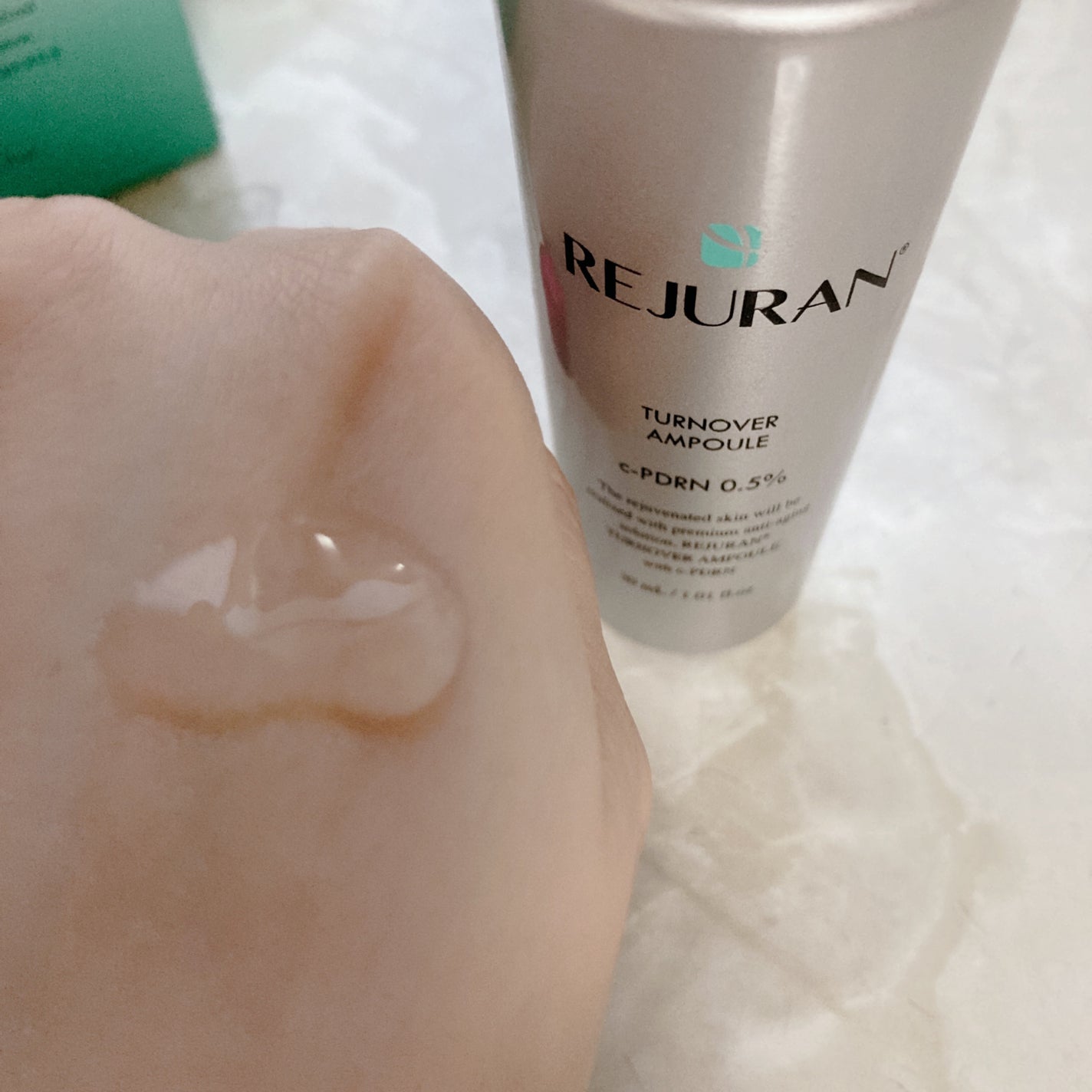 REJURAN ターンオーバーアンプル 30ml/REJURAN COSMETICS/美容液を使ったクチコミ(3枚目)