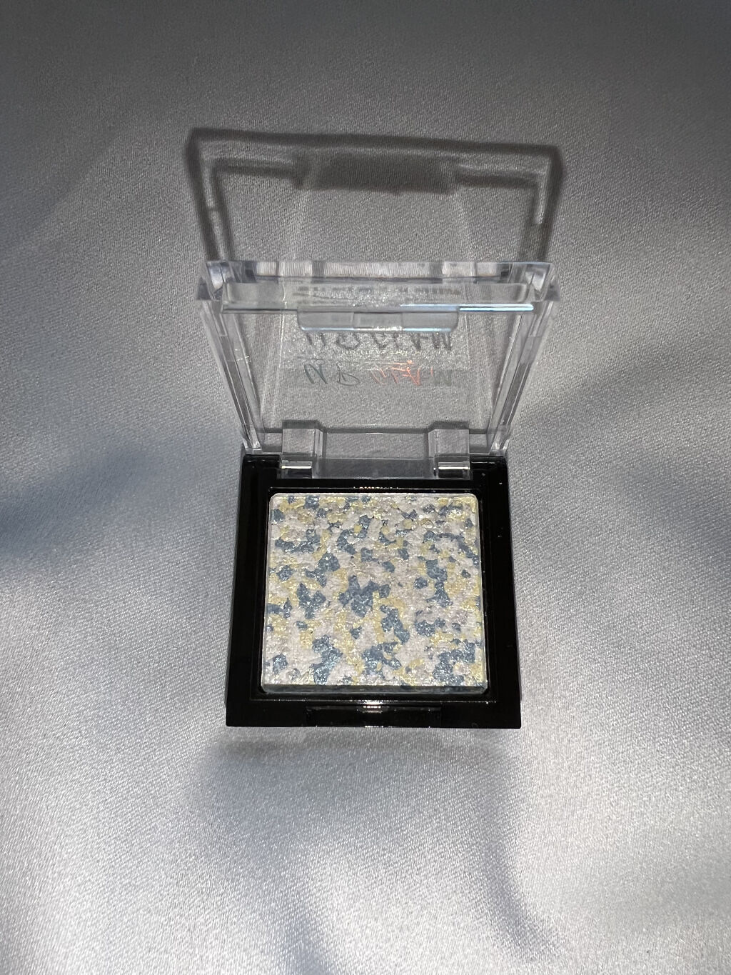 UR GLAM　MARBLE EYESHADOW/U R GLAM/単色アイシャドウを使ったクチコミ（3枚目）