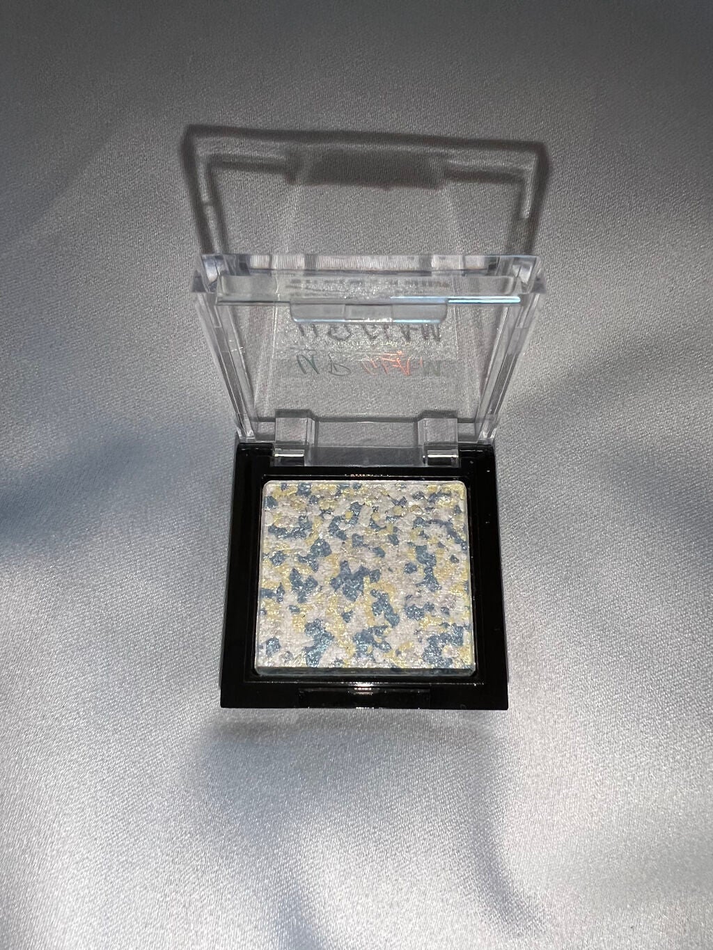 UR GLAM MARBLE EYESHADOW/U R GLAM/単色アイシャドウを使ったクチコミ(3枚目)