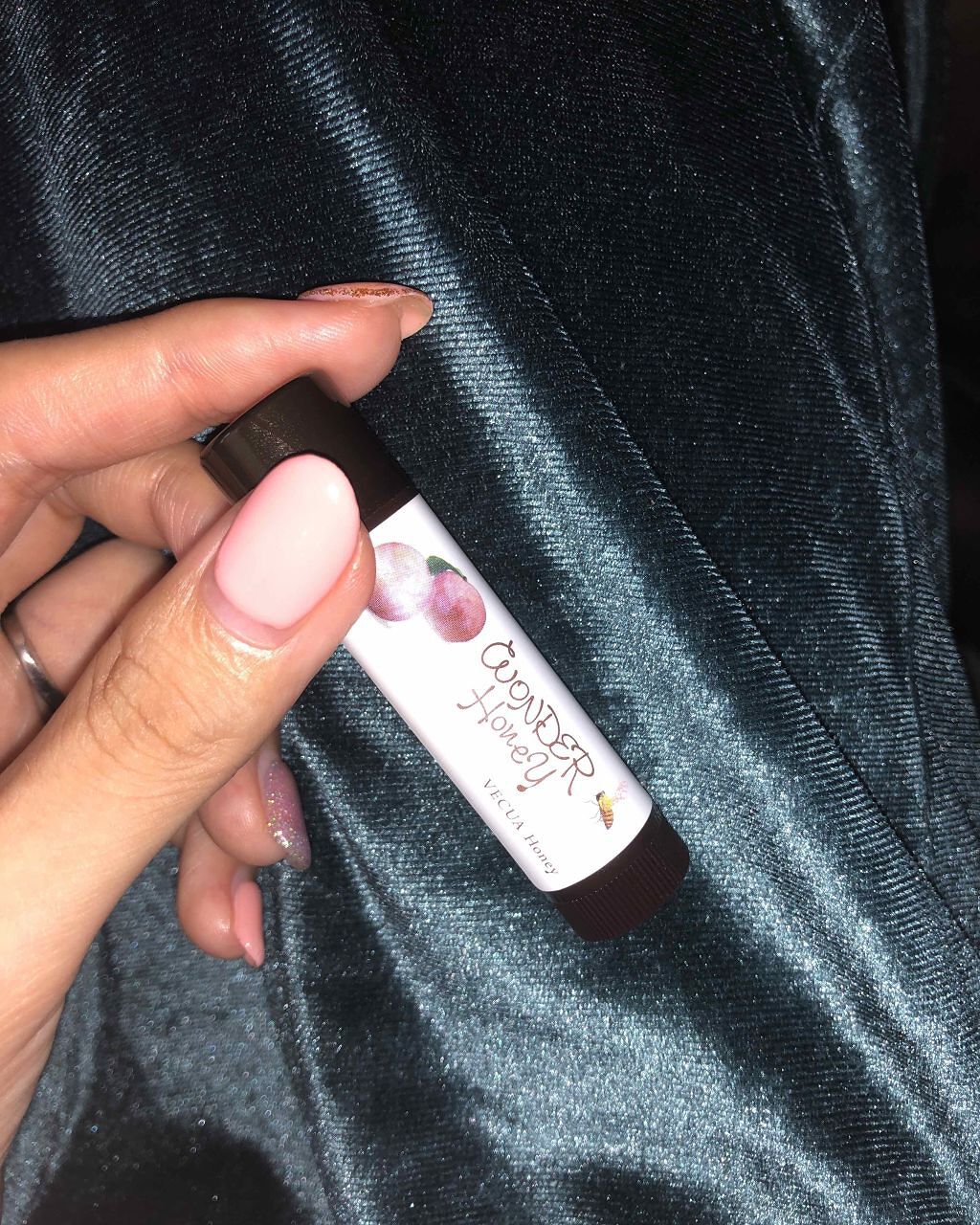 ワンダーハニー 色づくジューシー蜜リップ/VECUA Honey/リップクリームを使ったクチコミ(1枚目)