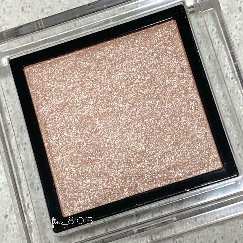 アディクション ザ アイシャドウ 18 Blondy (P) /ADDICTION/単色アイシャドウを使ったクチコミ（2枚目）