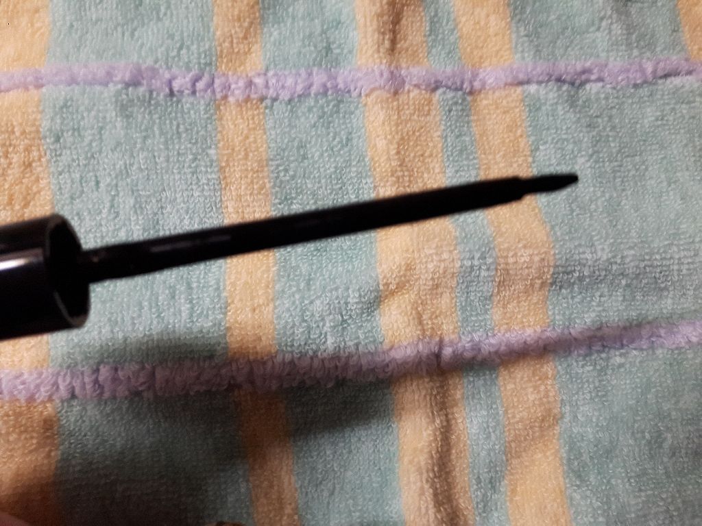 LALALA- on LIPS 「ティントの付けホクロ(書きボクロ?)🎶してみた事ありますか➰❗..」(2枚目)