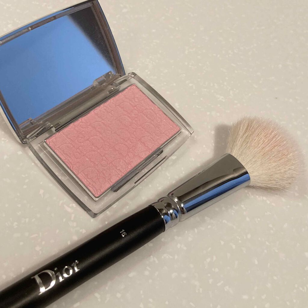  ディオール バックステージ チーク ブラシ/Dior/メイクブラシを使ったクチコミ（2枚目）