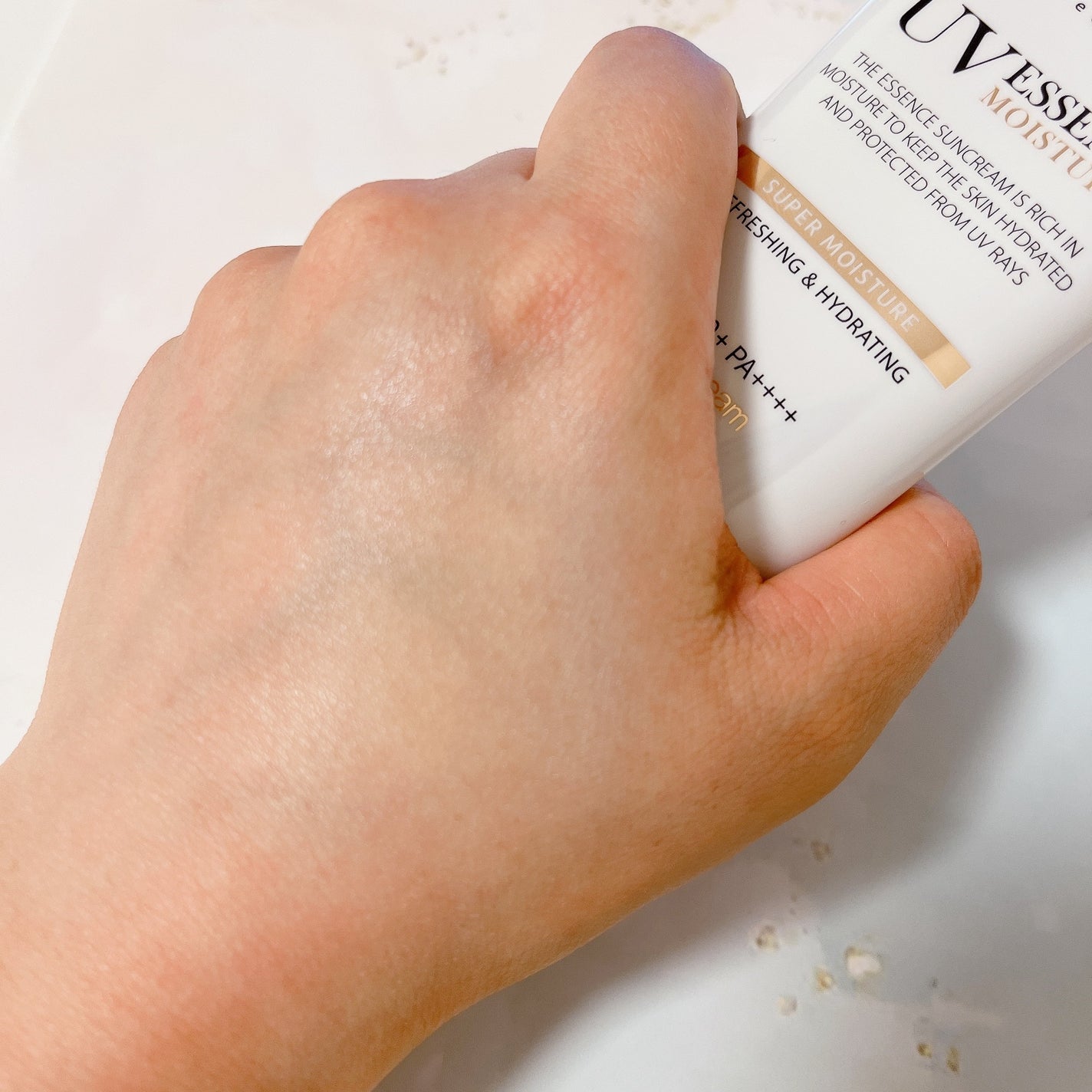 スーパーモイスチャーエッセンスサンクリーム/ダルバ/日焼け止めクリームを使ったクチコミ(4枚目)