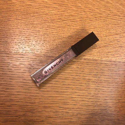 GIVENCHY ランテルディ・トップ・コートのクチコミ「 #衝動買いコスメ
GIVENCHY ランテルディ・トップ・コート
これも完全に衝動買い.....」(1枚目)