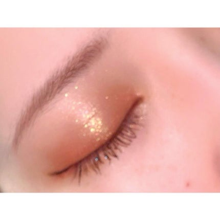 ダズルシャドウ/M・A・C/単色アイシャドウを使ったクチコミ(2枚目)