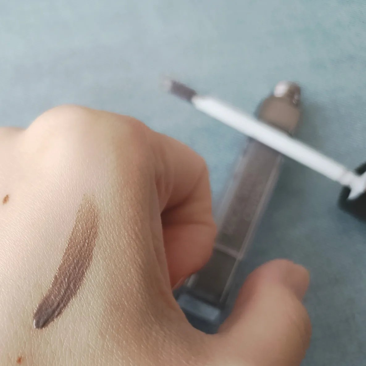 マジックシェーディング クールグレージュ/カリプソ/シェーディングを使ったクチコミ（3枚目）